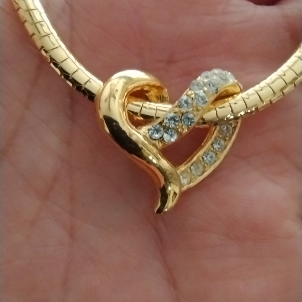 Nina Ricci Gold Plated Necklace with Heart Rhinestone Pendant - Picture 9 of 10